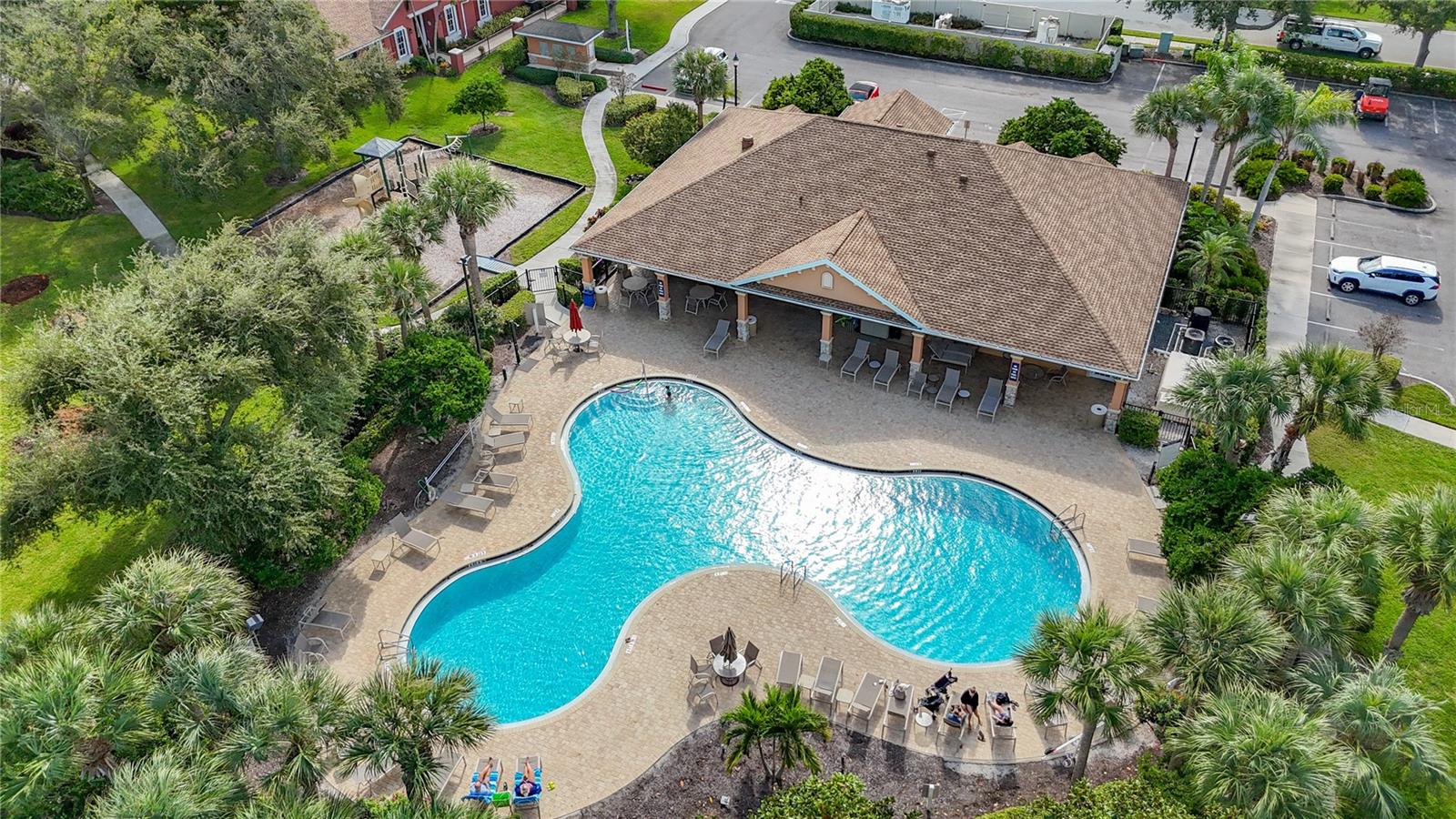 PALMA SOLA TRACE - Residential