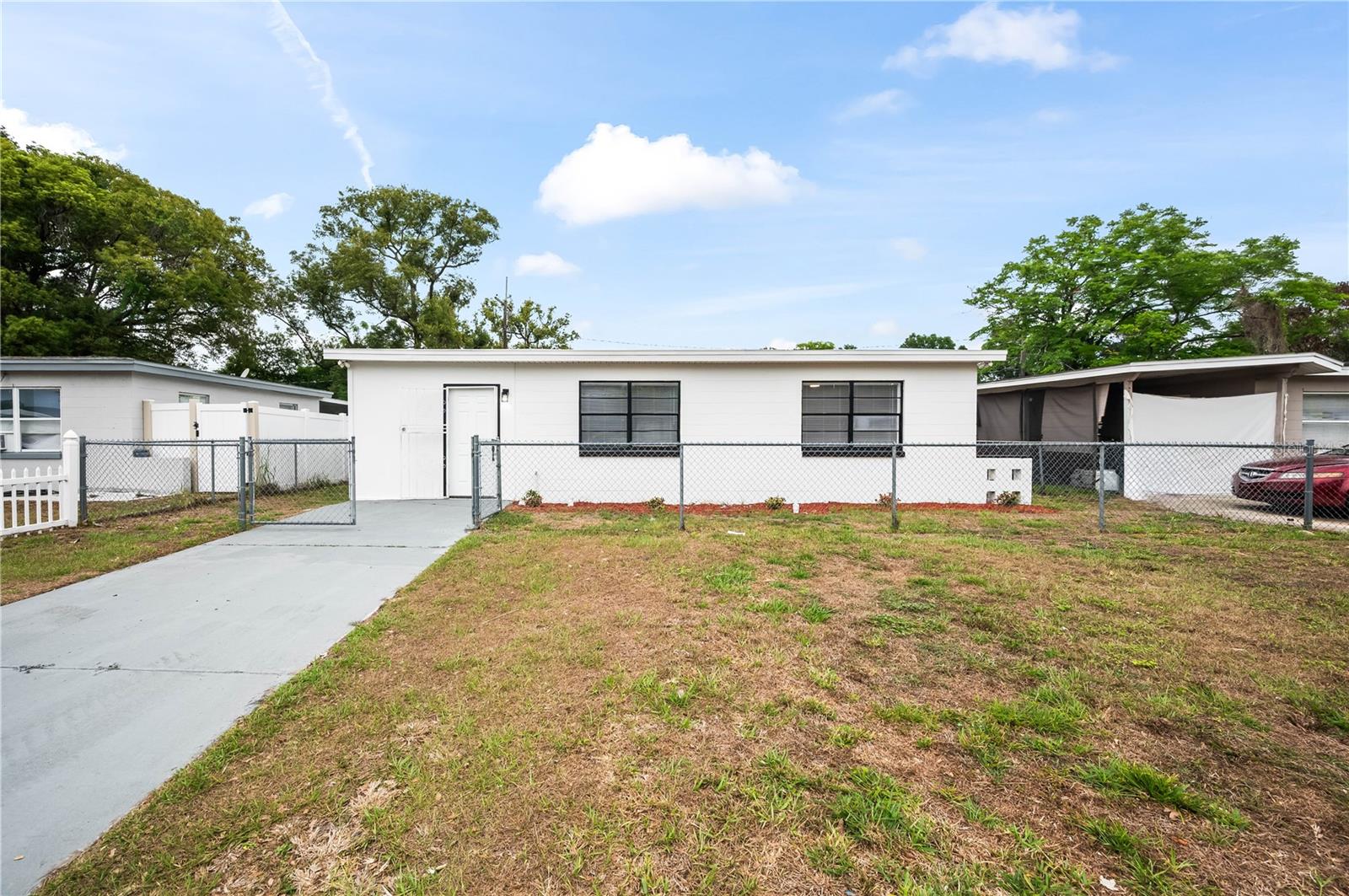 LAKE LAWNE SHORES - Residential