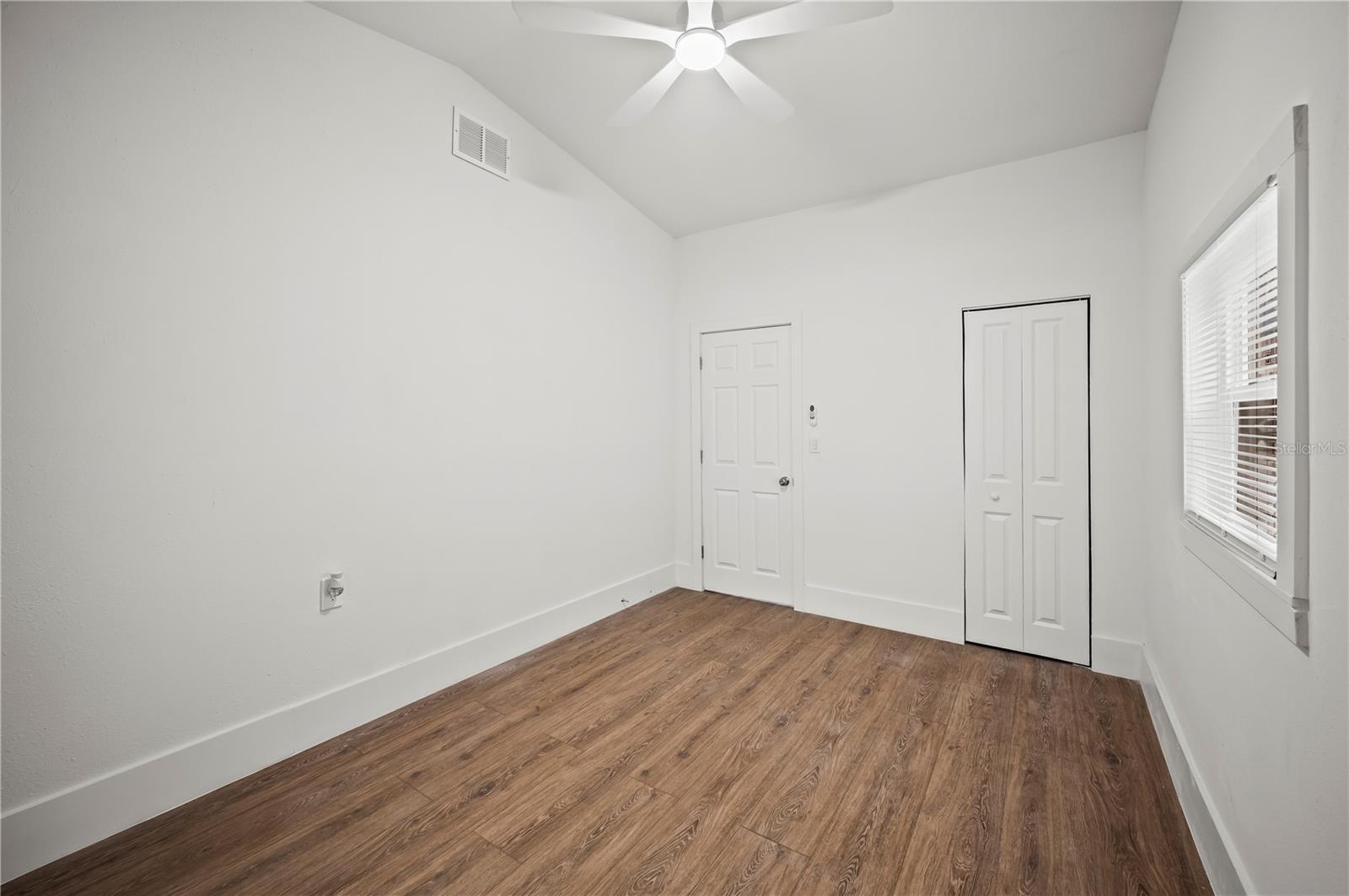 LAKE LAWNE SHORES - Residential
