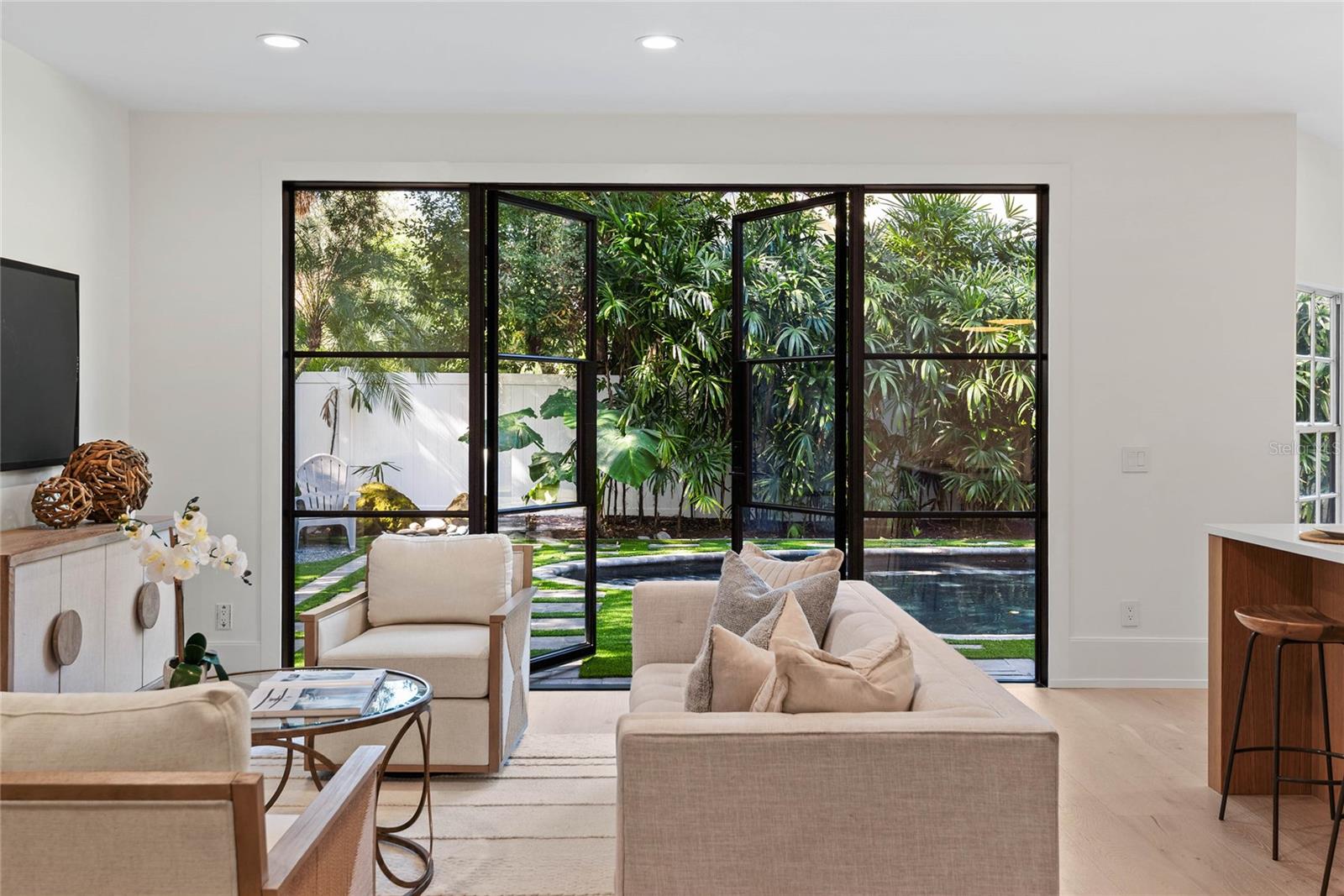 LUGANO TERRACE - Residential