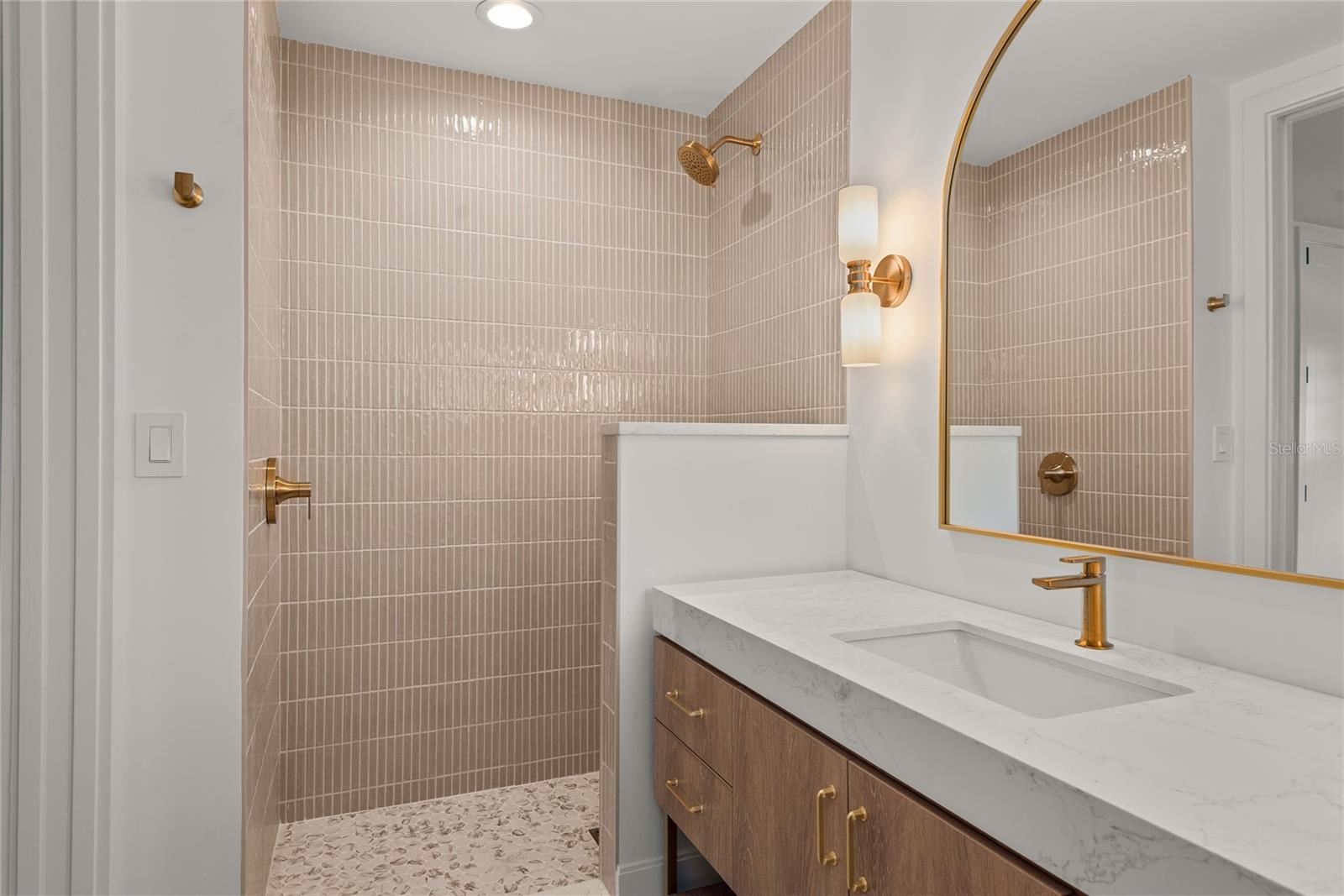 LUGANO TERRACE - Residential