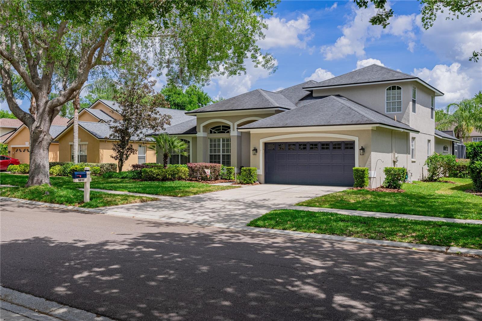 5810 BENT GRASS DRIVE