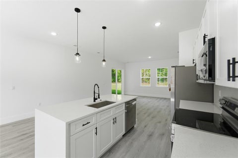 Tiny photo for 226 E Caldwell Drive, Dunnellon, FL 34434 (MLS # O6407186)
