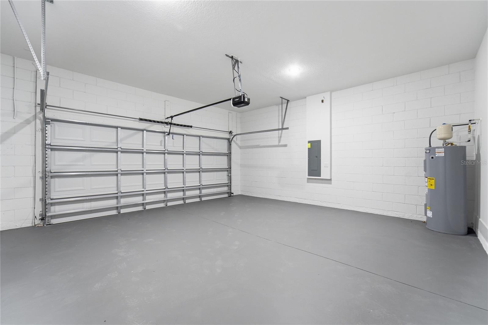 CITRUS SPGS UNIT 19 - Residential