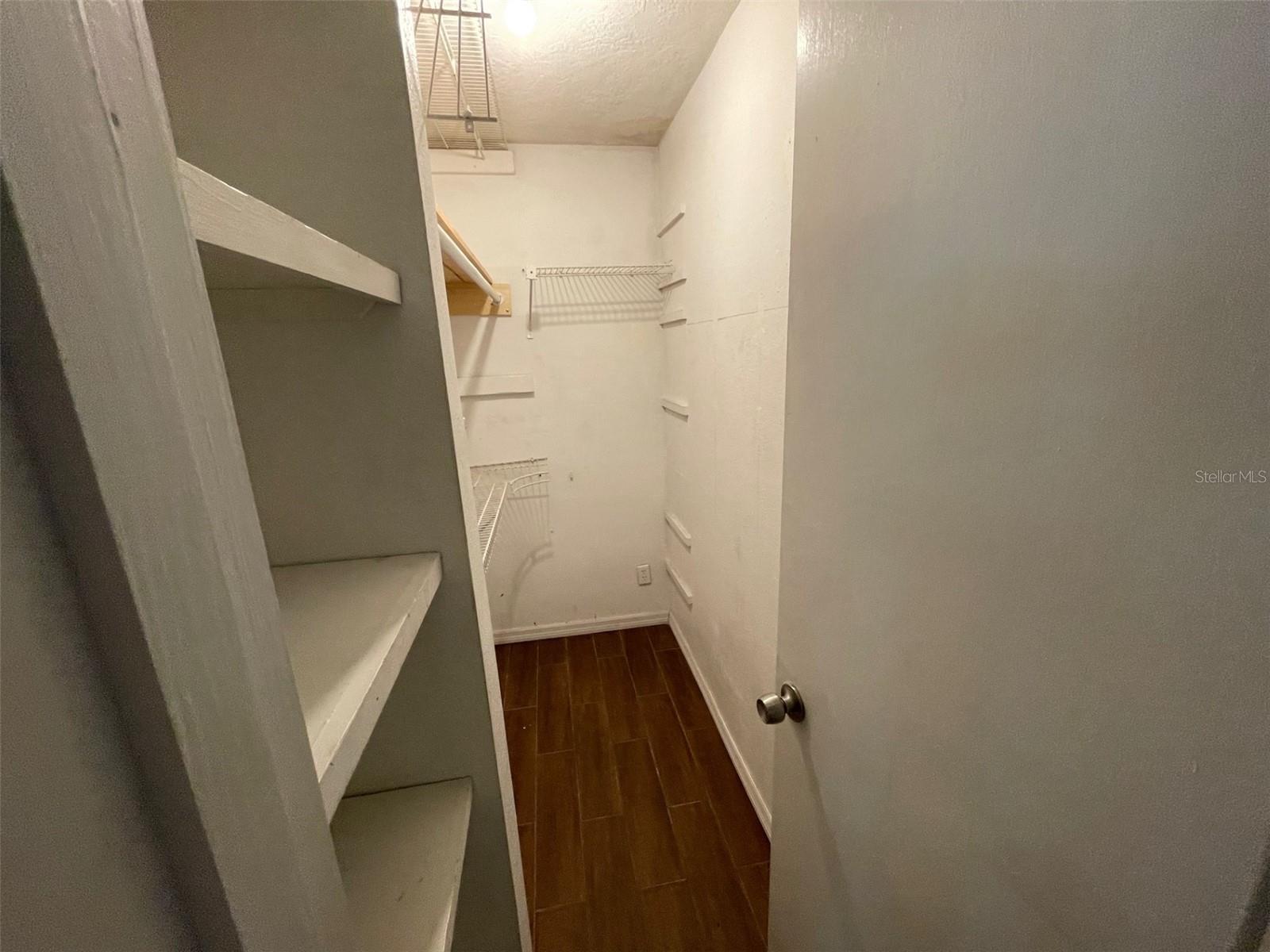 ALLENDALE TERRACE - Residential Lease