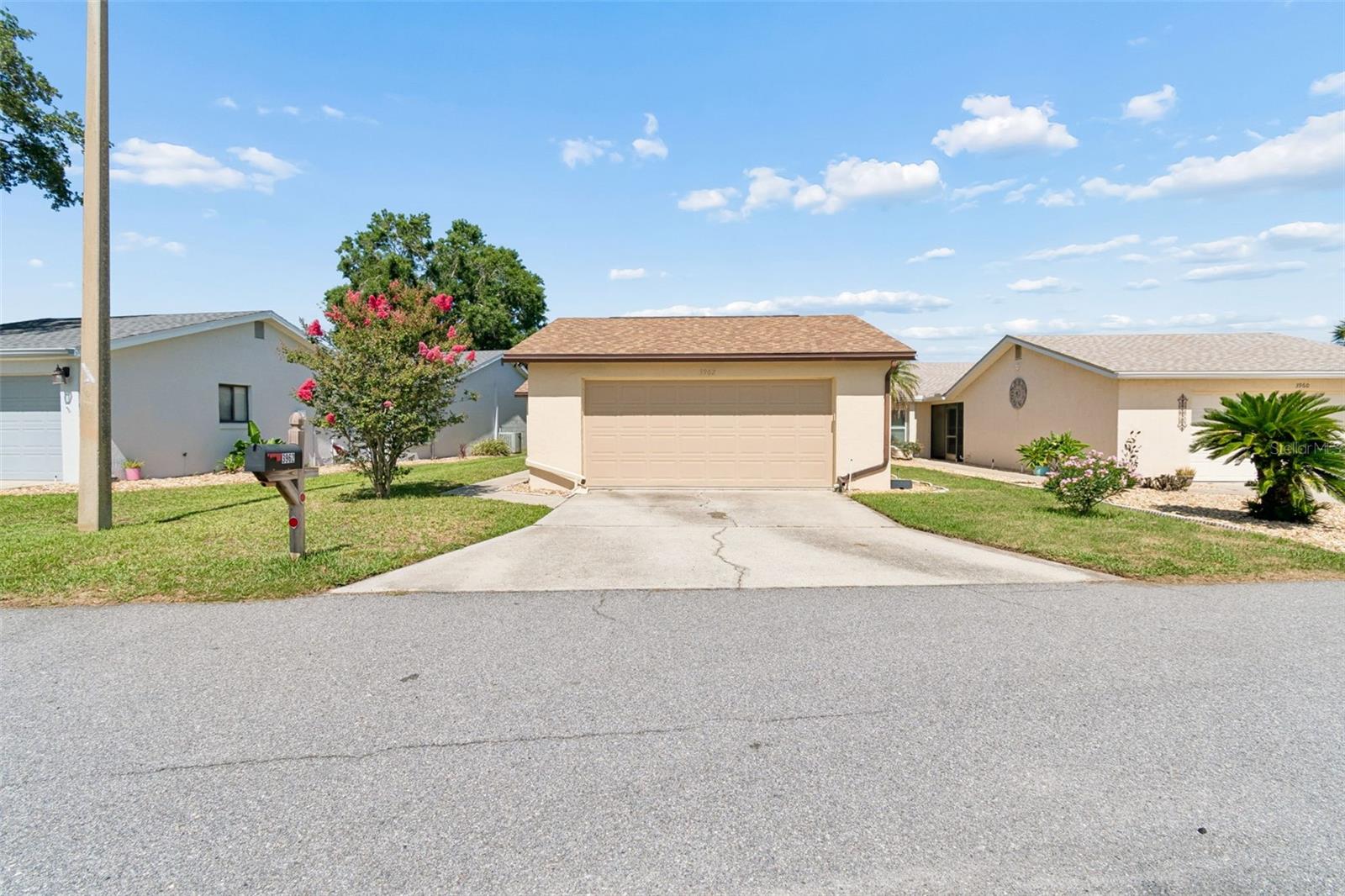 3962 CYPRESS LANDING W