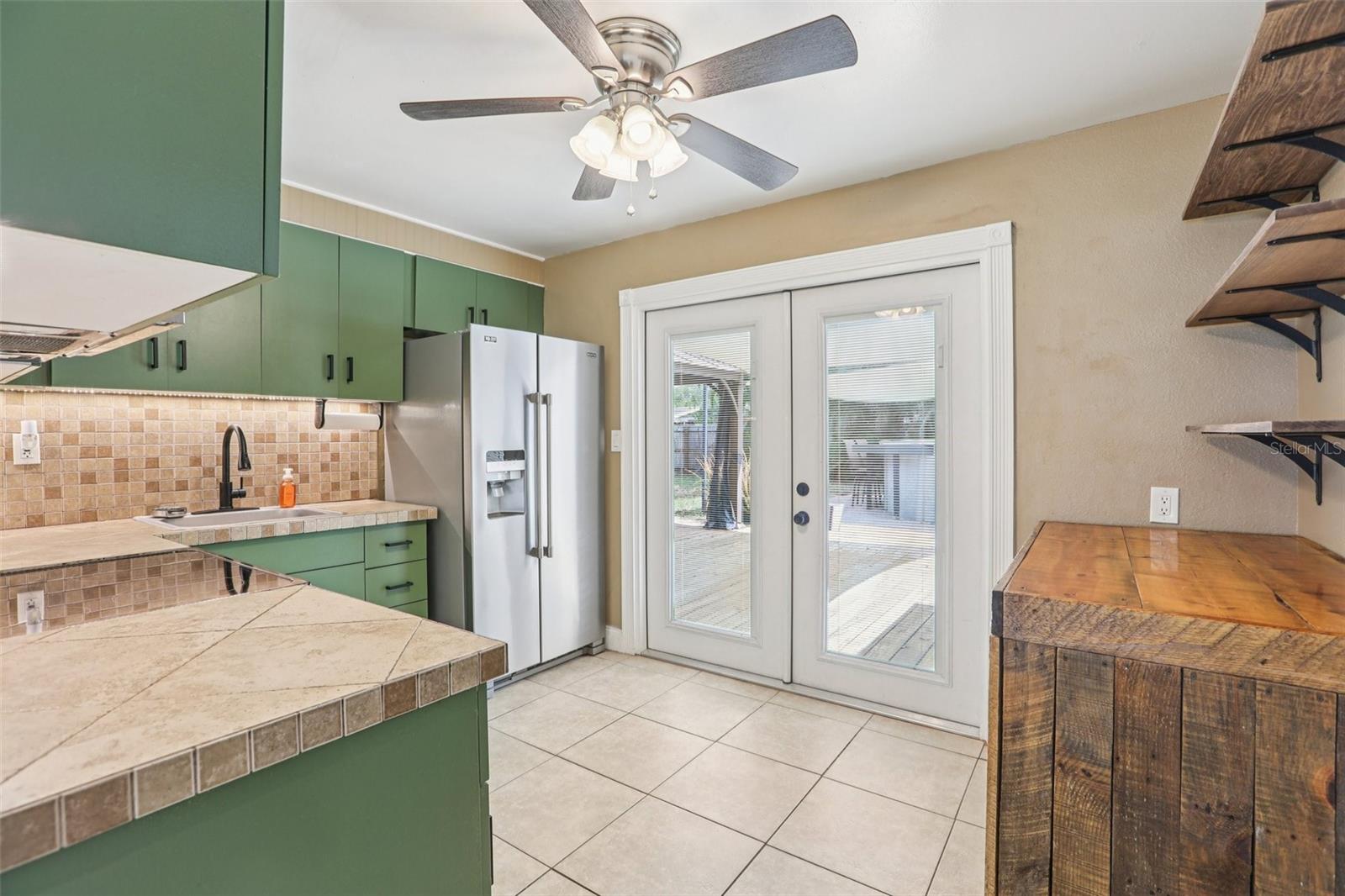 MEADOW LAWN 2ND ADD - Residential