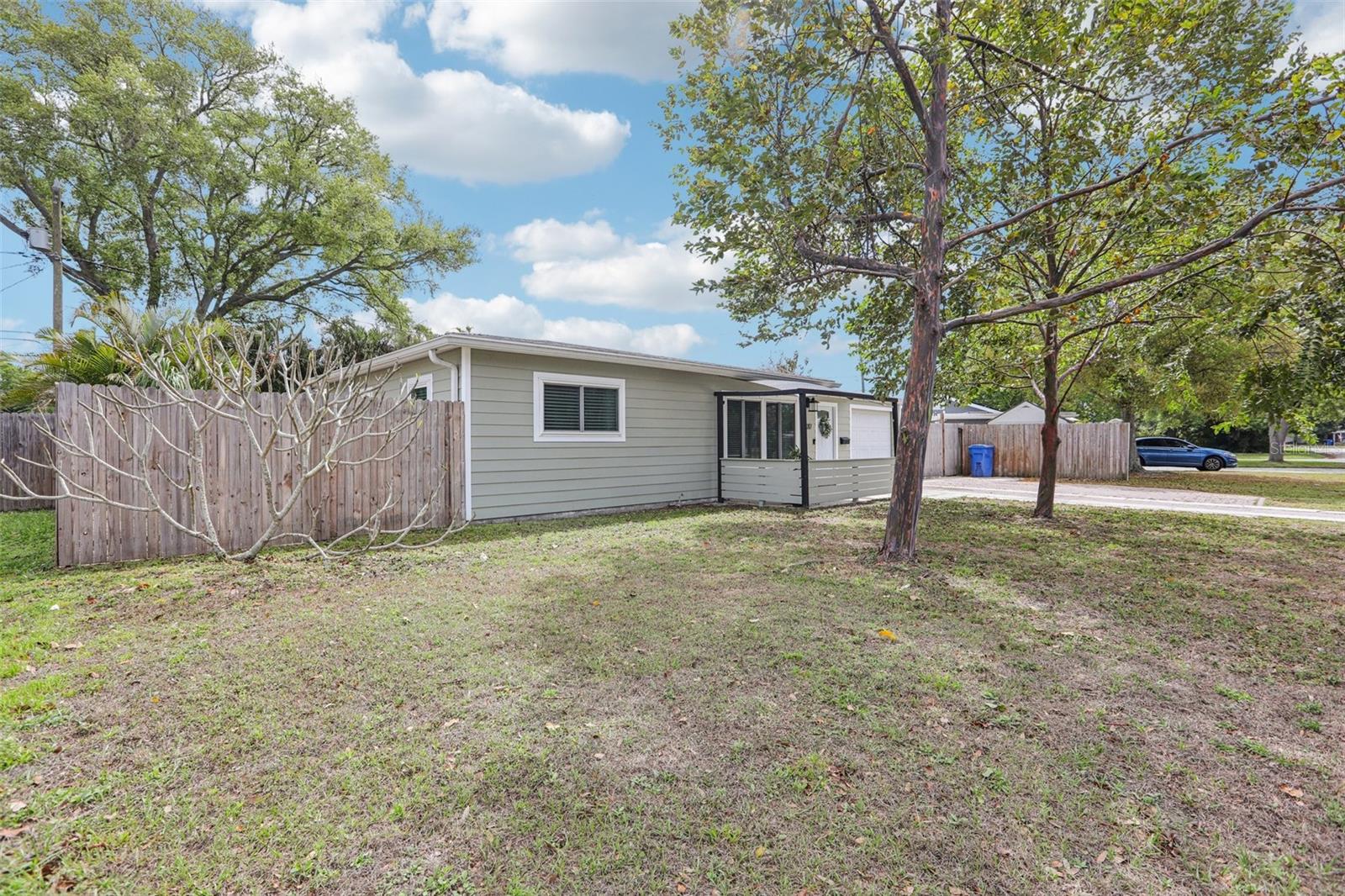 MEADOW LAWN 2ND ADD - Residential