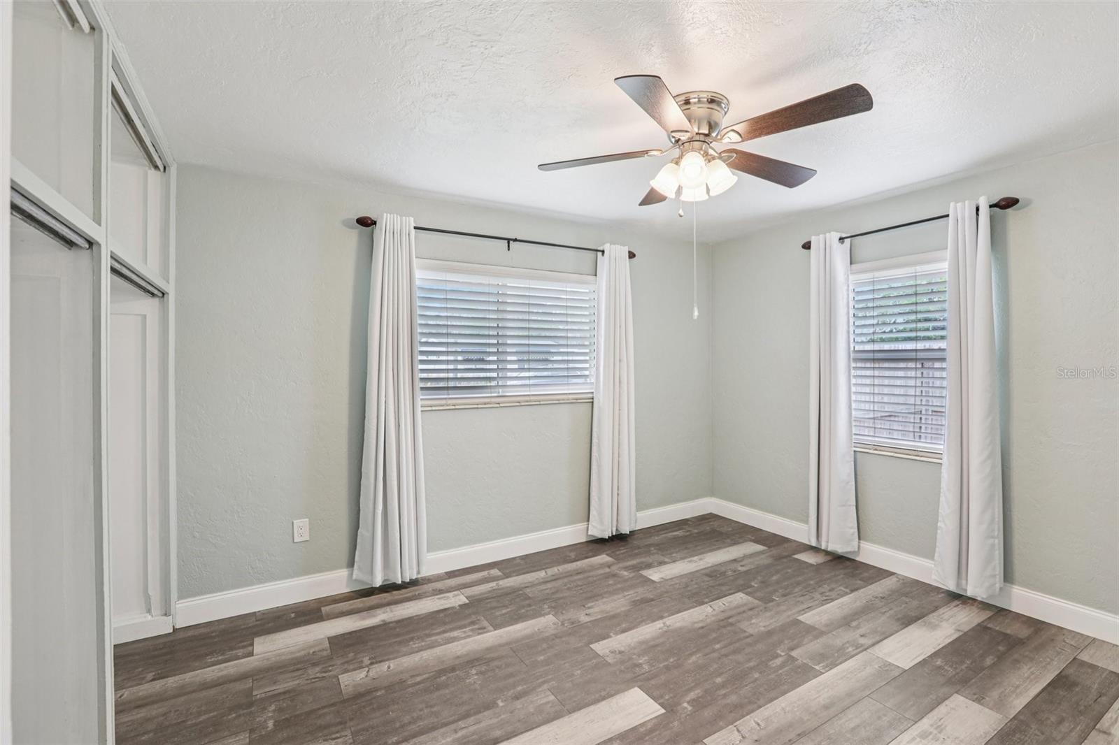 MEADOW LAWN 2ND ADD - Residential