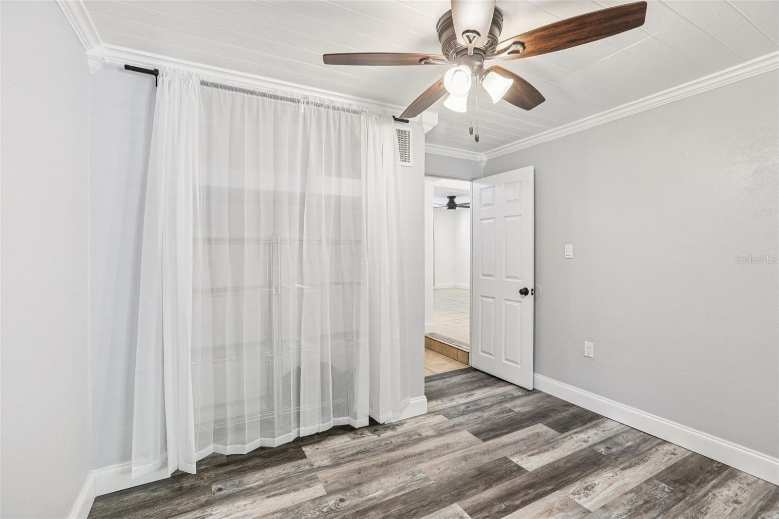 MEADOW LAWN 2ND ADD - Residential