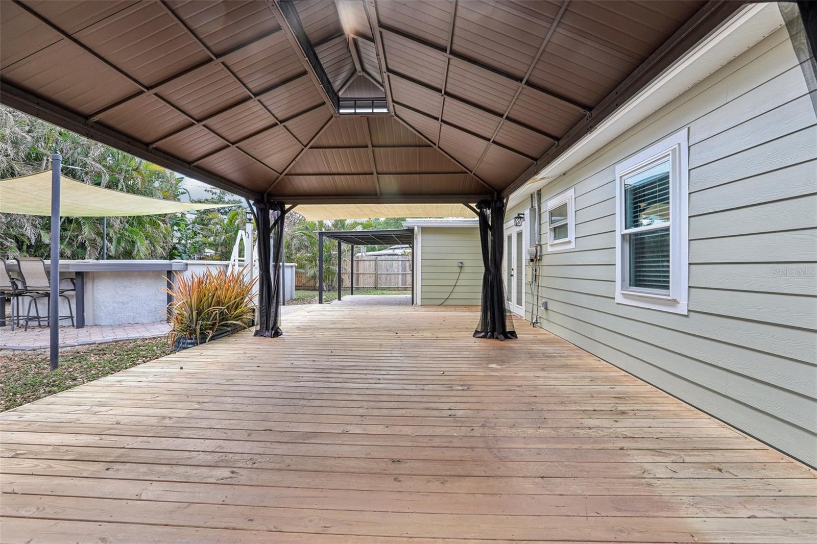 MEADOW LAWN 2ND ADD - Residential