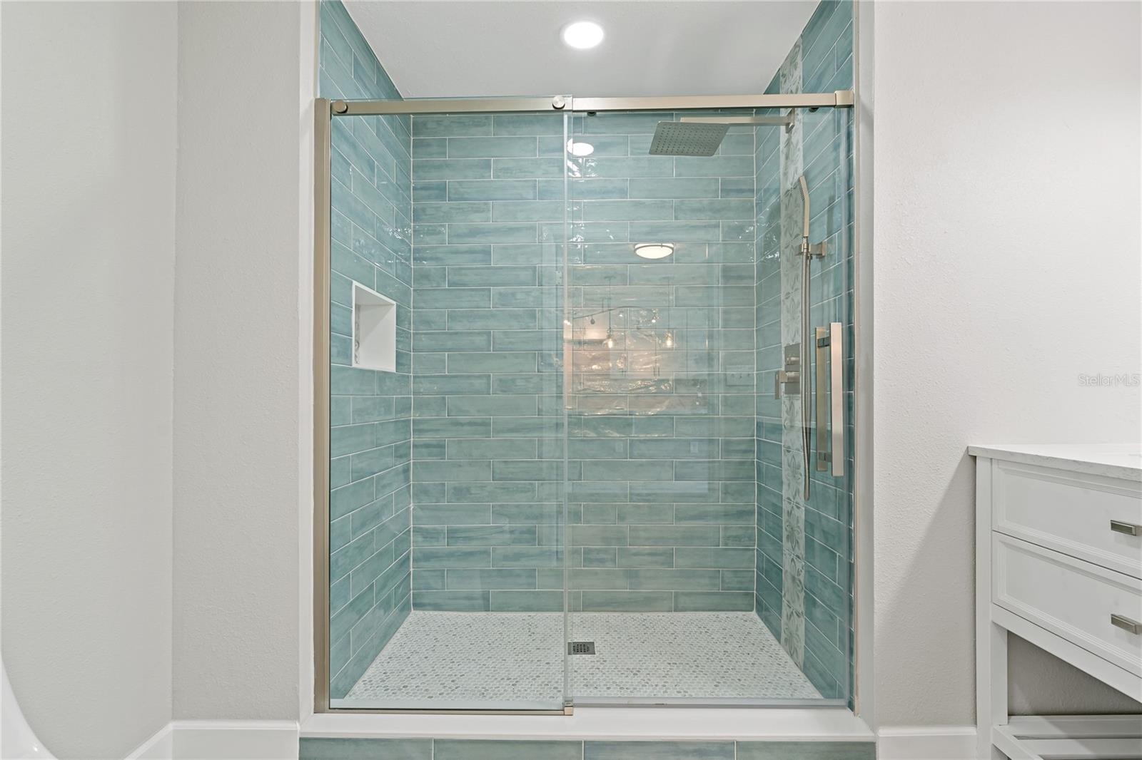 SUNSET BEACH - Residential Lease