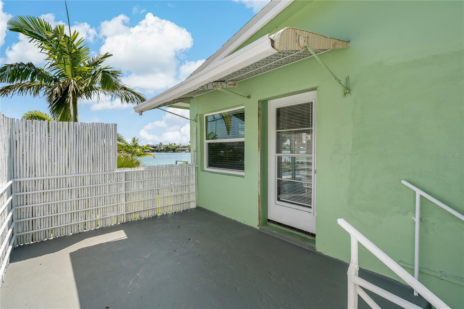 SUNSET BEACH - Residential Lease