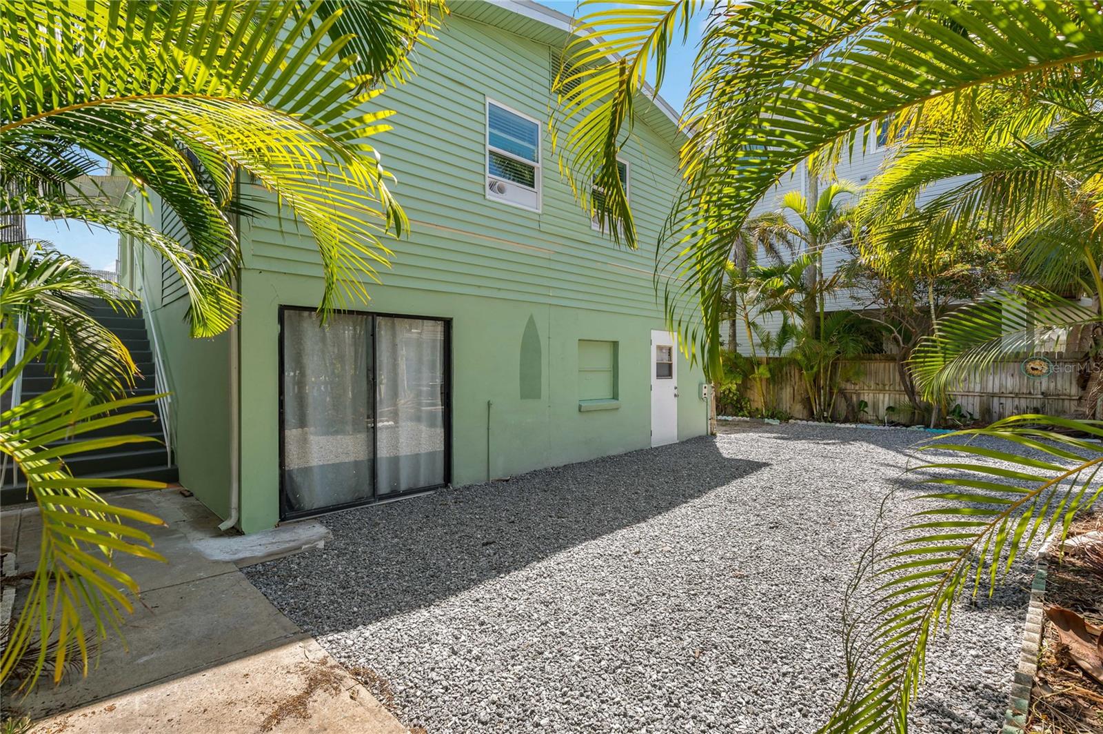 SUNSET BEACH - Residential Lease