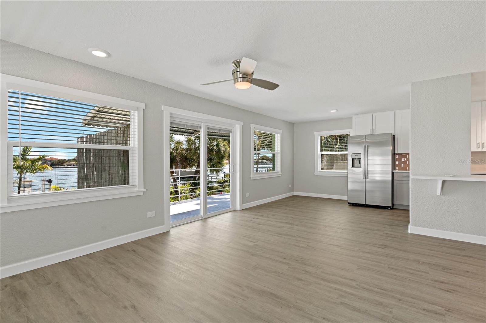 SUNSET BEACH - Residential Lease