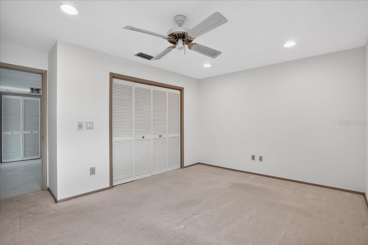 VILLAGE GREEN OF BRADENTON SEC 6 - Residential