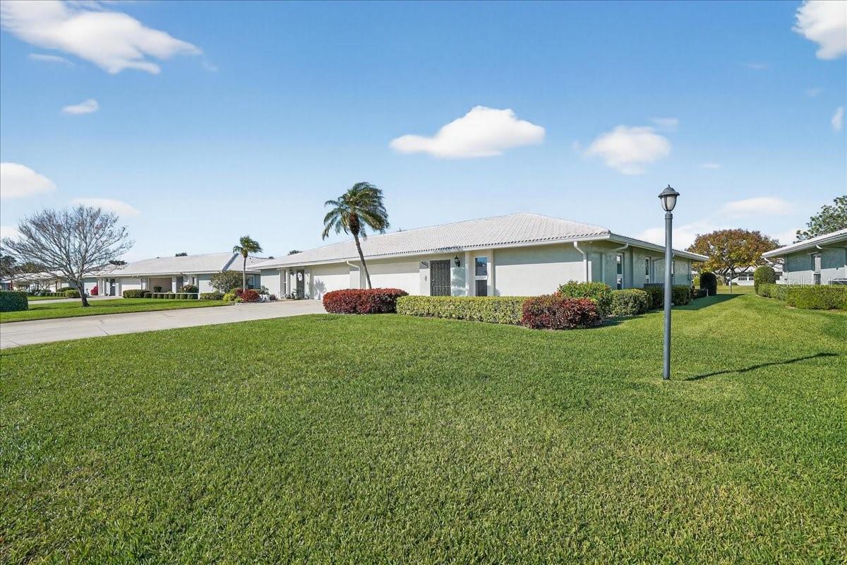 VILLAGE GREEN OF BRADENTON SEC 6 - Residential