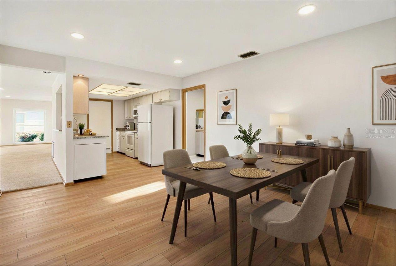 VILLAGE GREEN OF BRADENTON SEC 6 - Residential