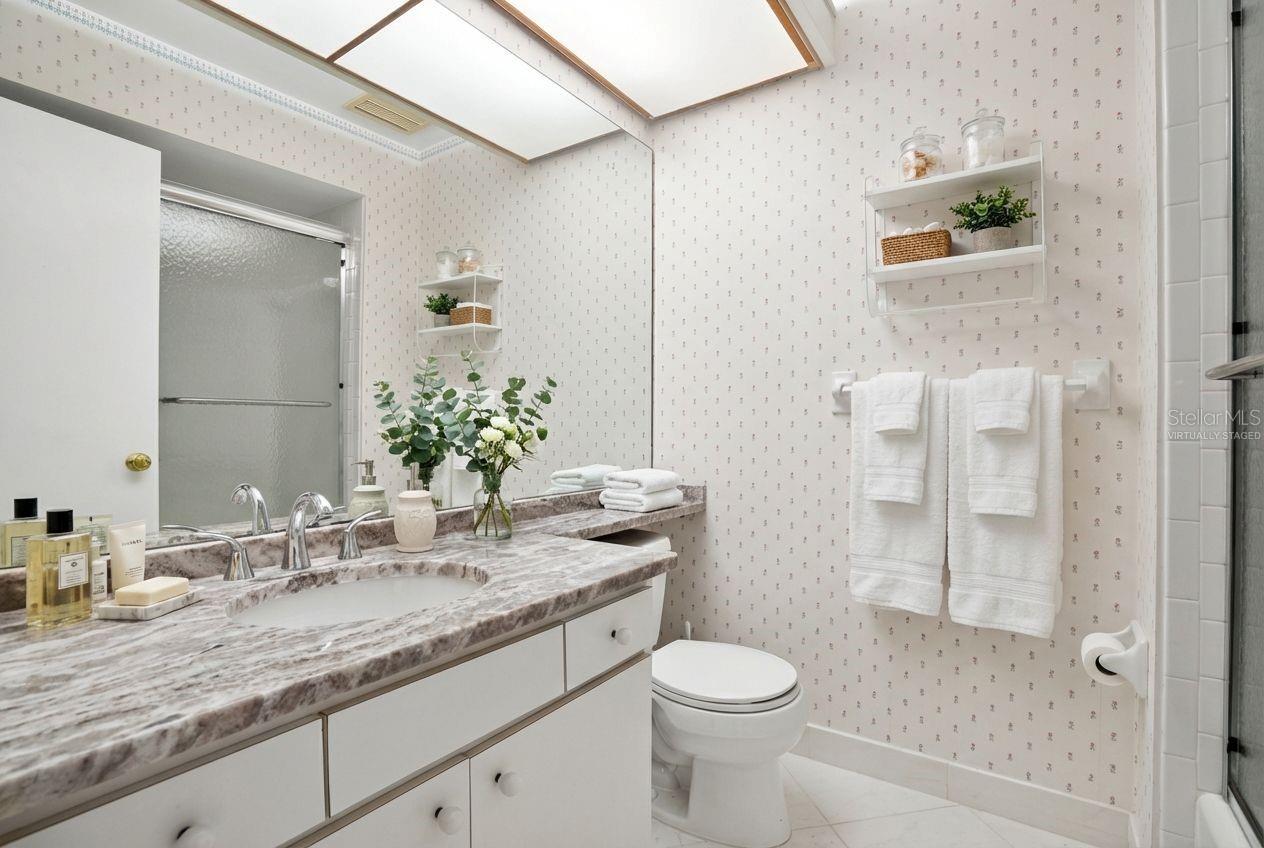 VILLAGE GREEN OF BRADENTON SEC 6 - Residential