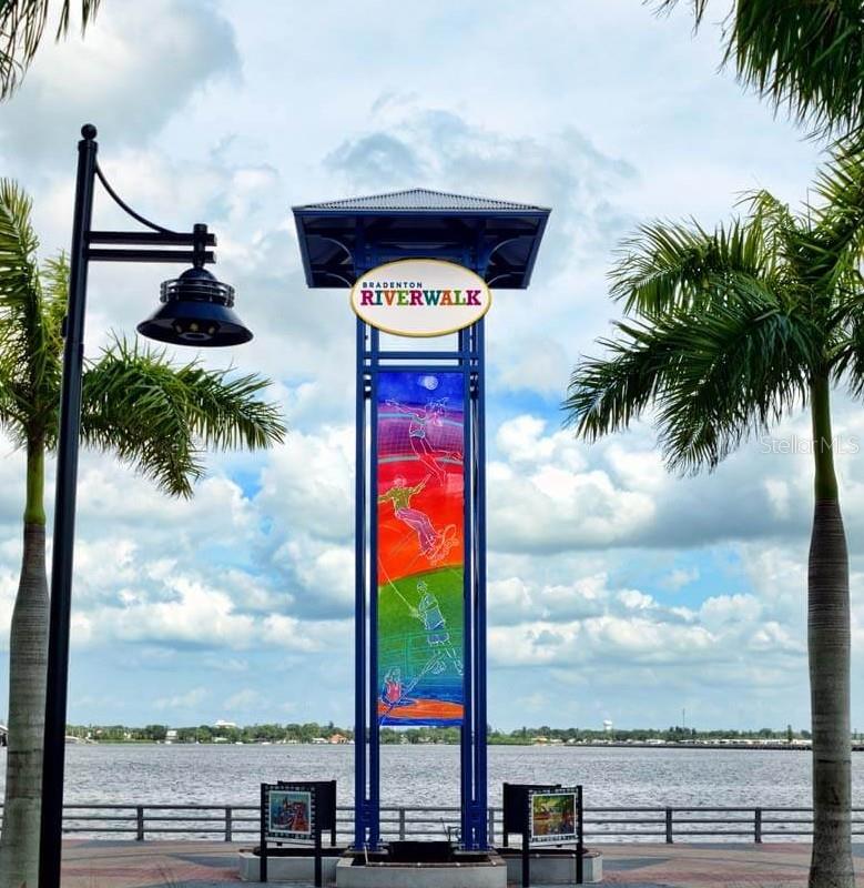 VILLAGE GREEN OF BRADENTON SEC 6 - Residential