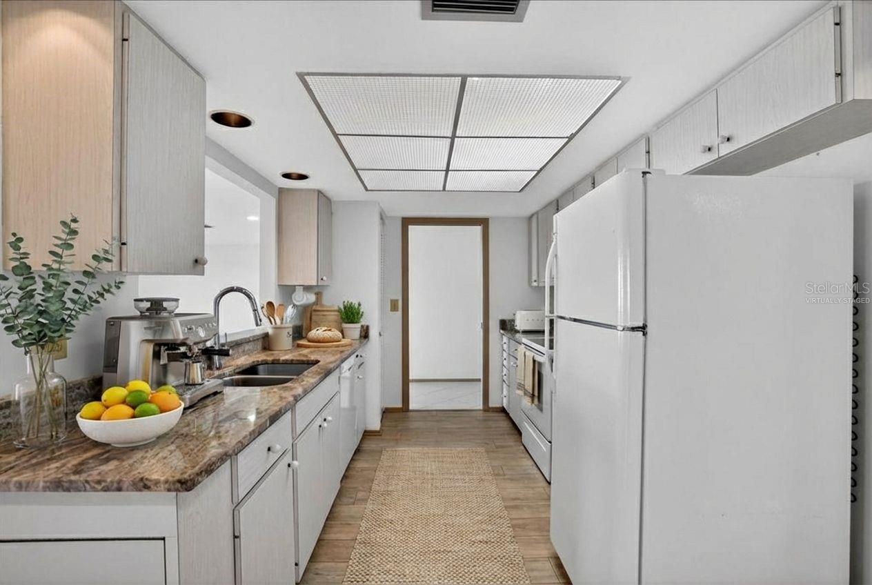 VILLAGE GREEN OF BRADENTON SEC 6 - Residential