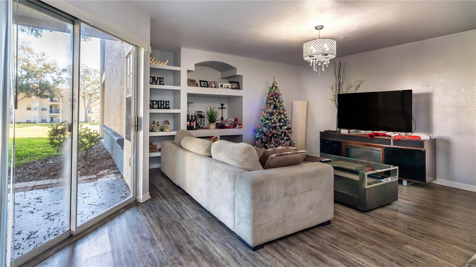 7270 WESTPOINTE BOULEVARD 914