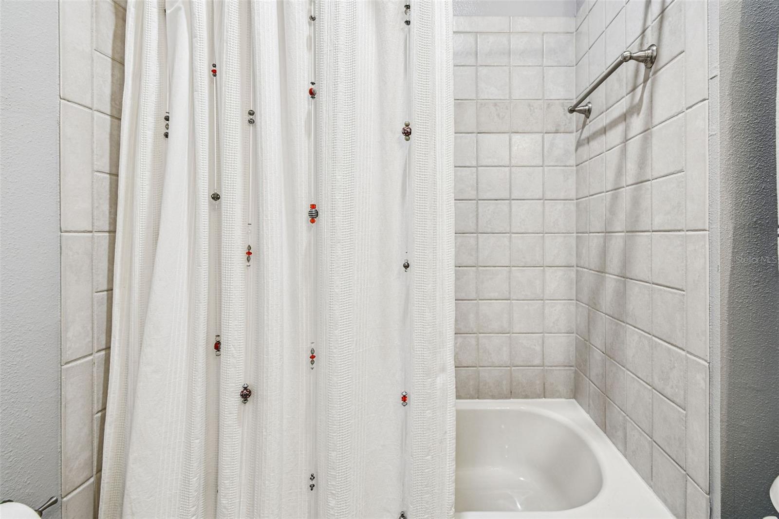 SUNSET BAY TWNHMS - Residential