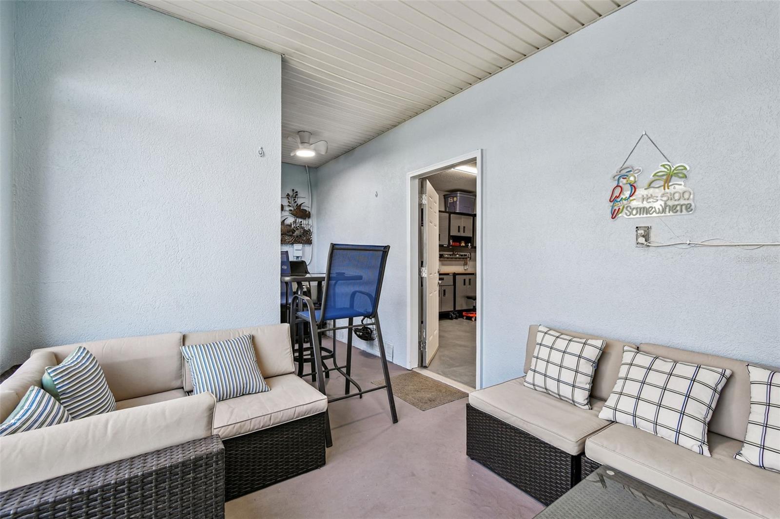 SUNSET BAY TWNHMS - Residential