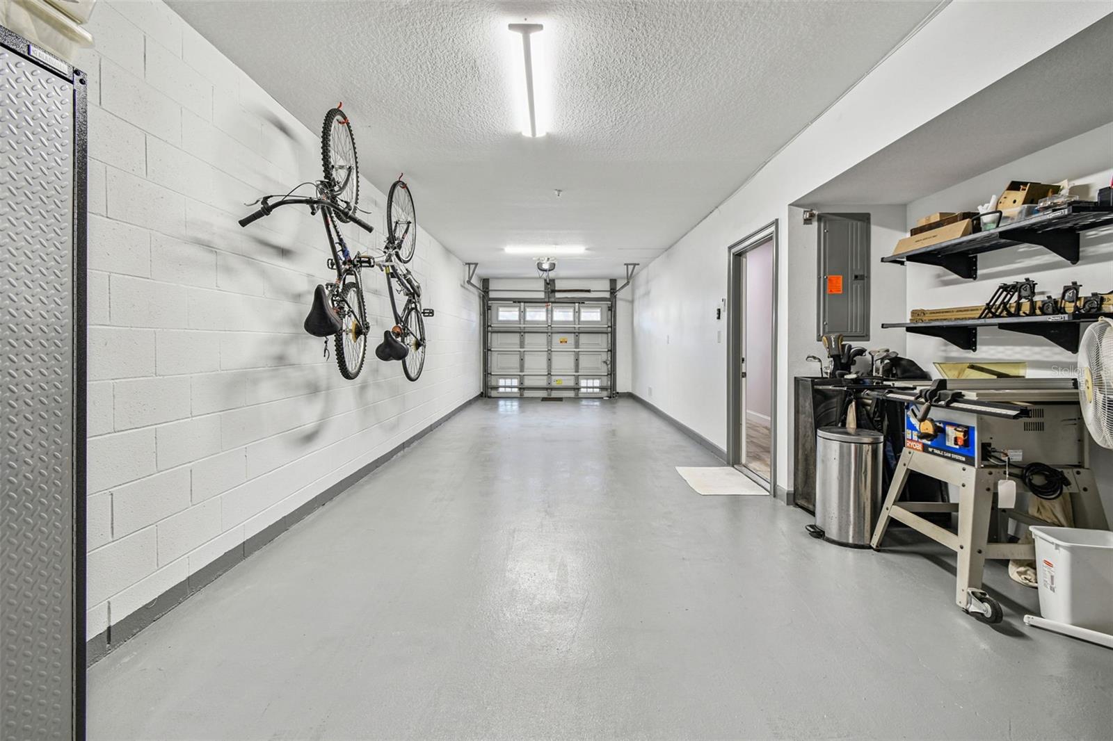 SUNSET BAY TWNHMS - Residential