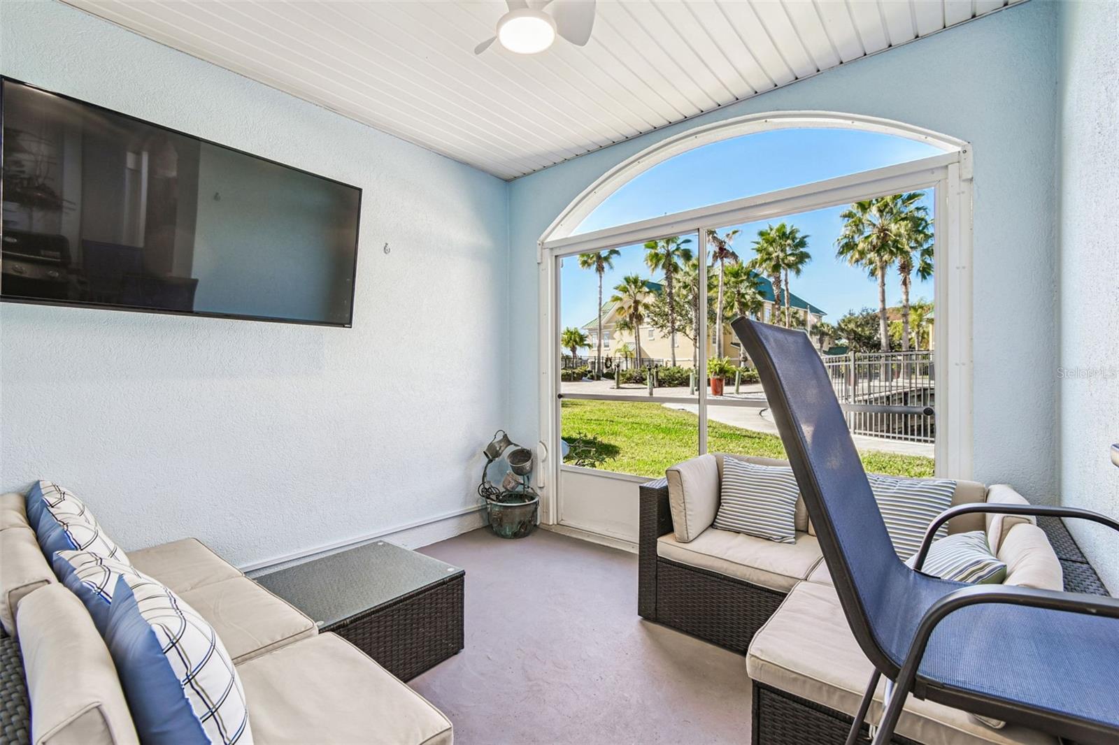 SUNSET BAY TWNHMS - Residential