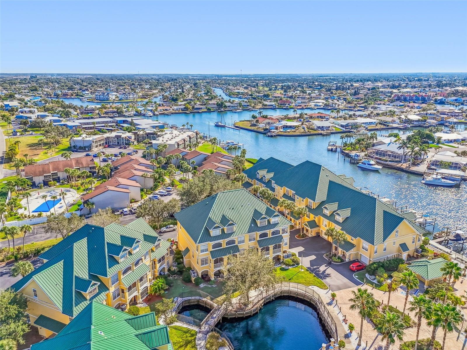 SUNSET BAY TWNHMS - Residential