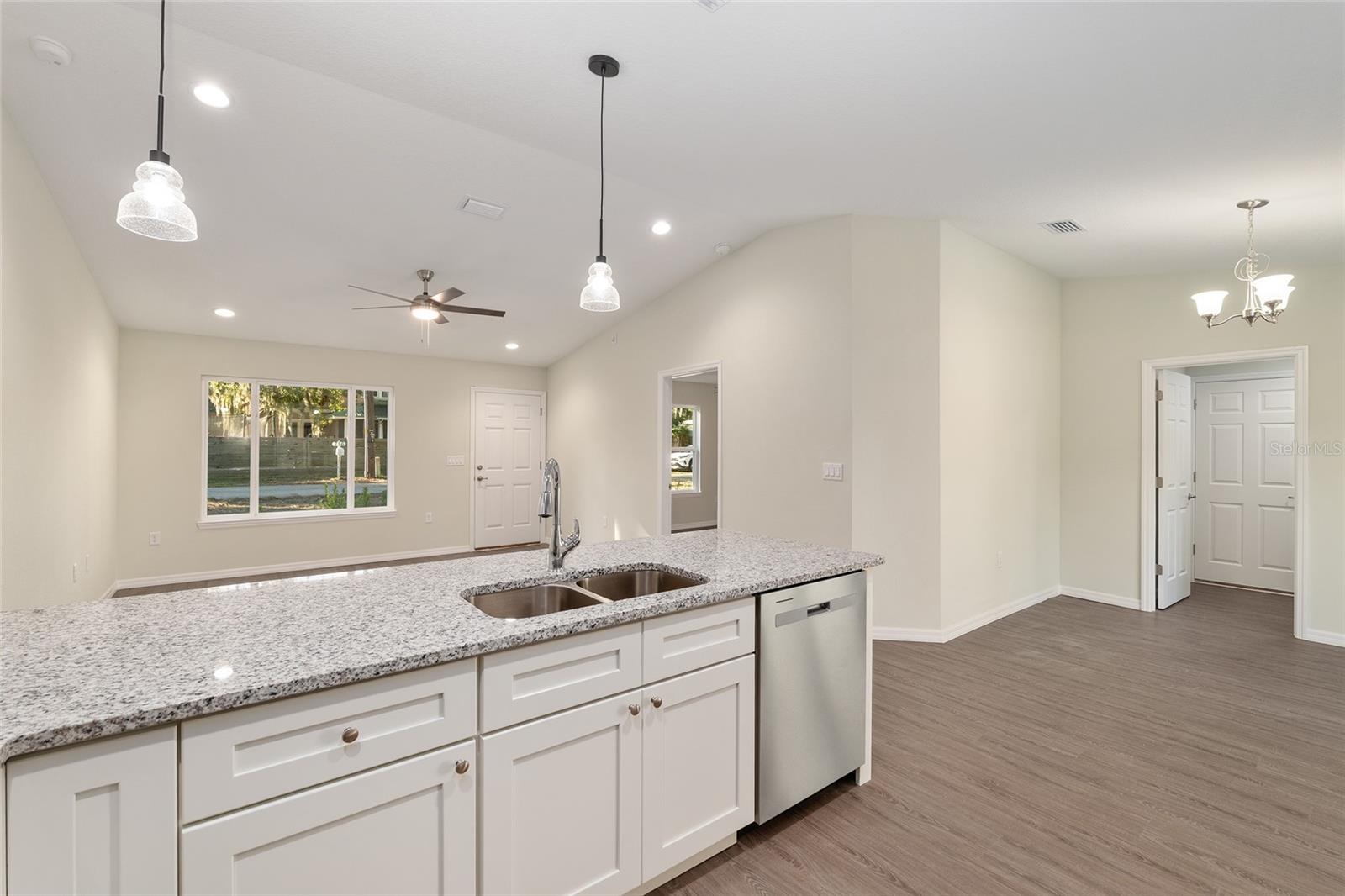 MAGNOLIA PLACE - Residential