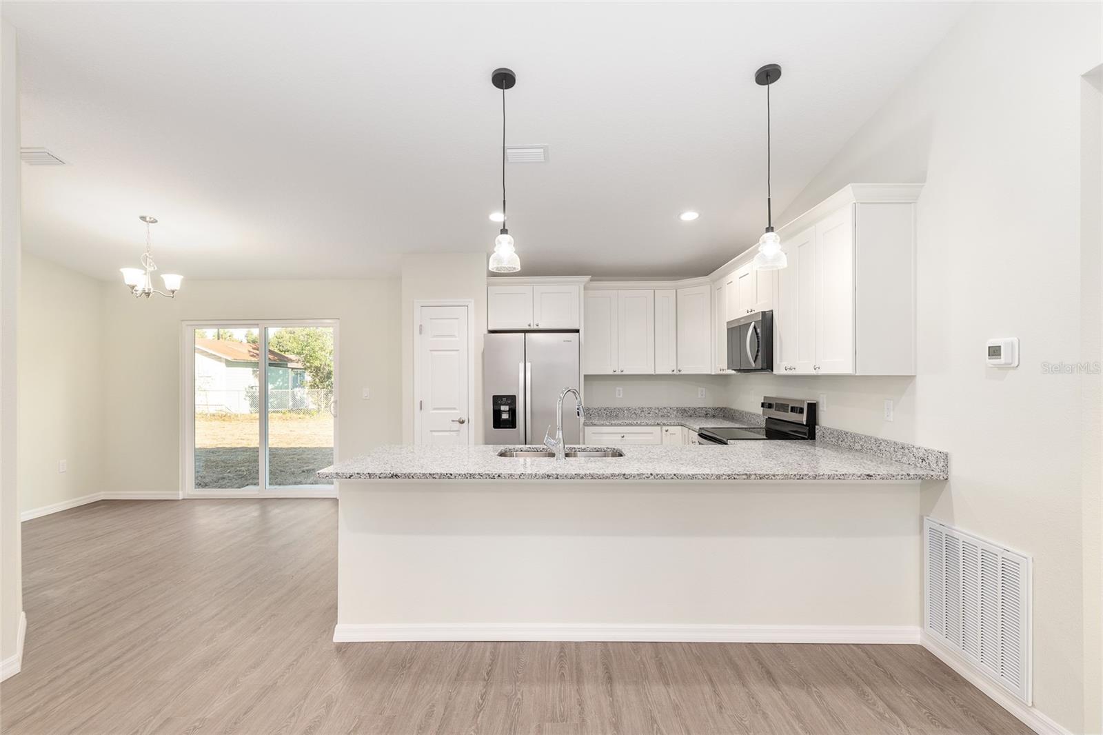 MAGNOLIA PLACE - Residential