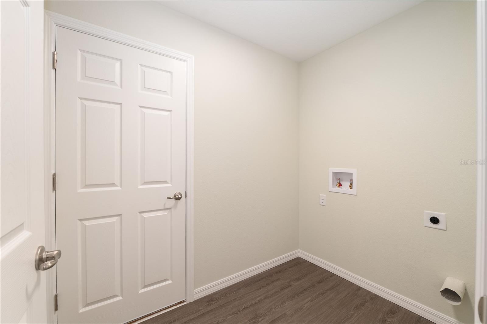 MAGNOLIA PLACE - Residential