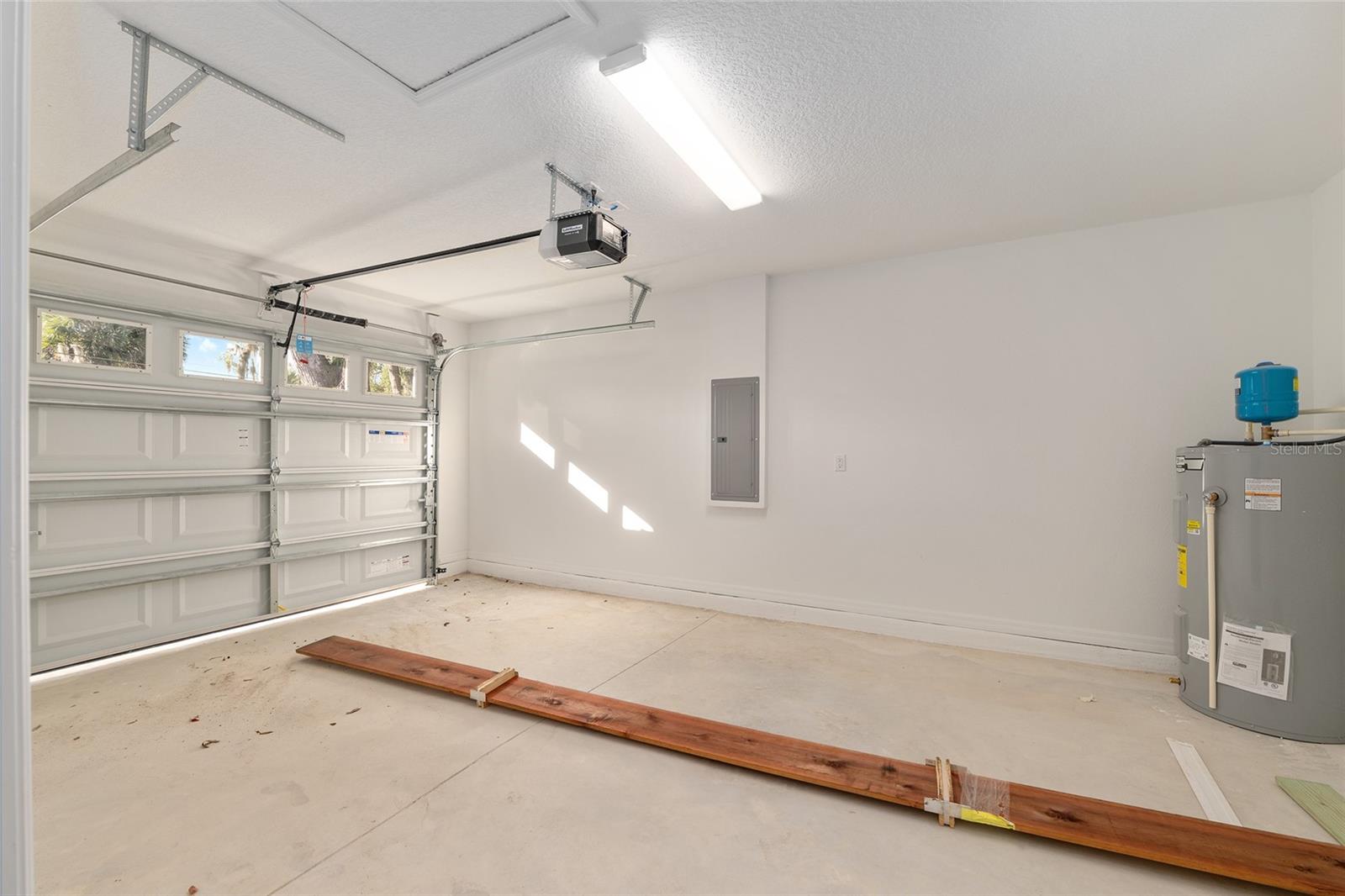 MAGNOLIA PLACE - Residential