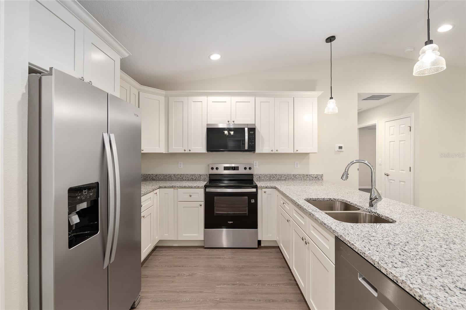 MAGNOLIA PLACE - Residential