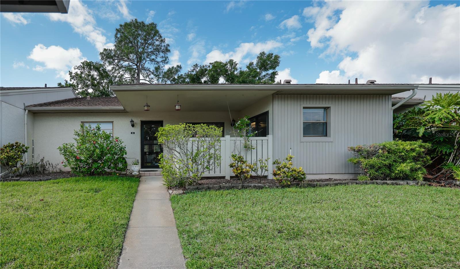 EAST LAKE WOODLANDS CLUSTER HOMES - Residential