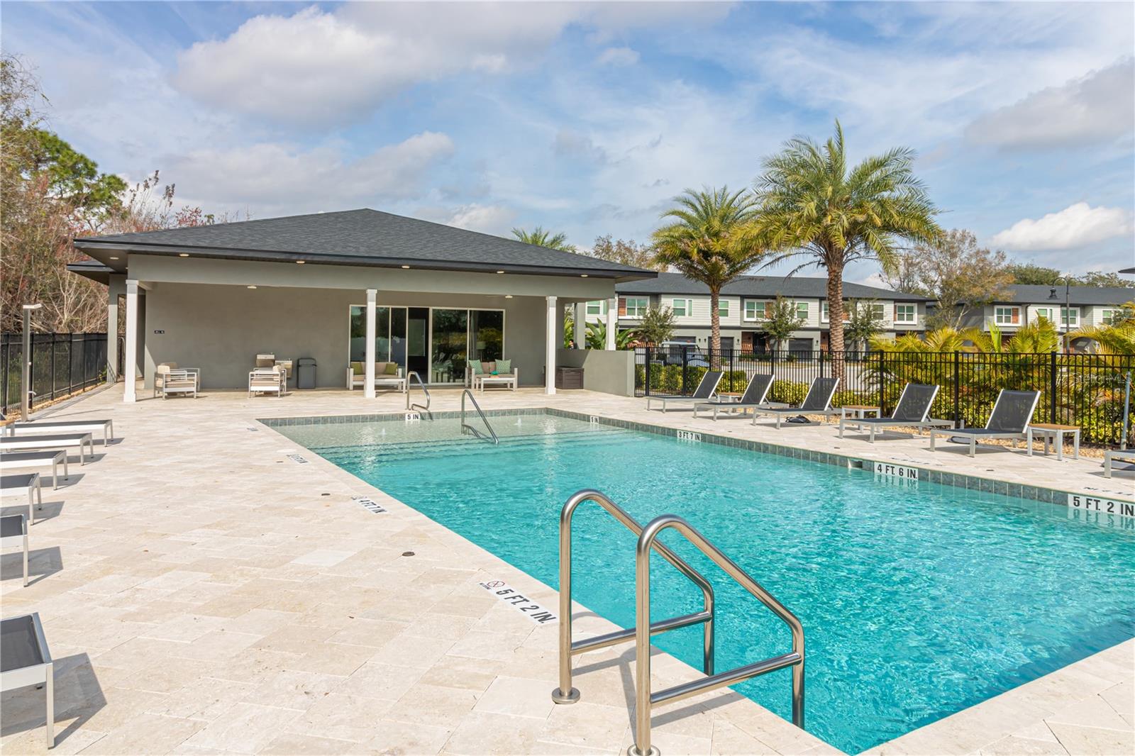 4424 LE REVE COURT