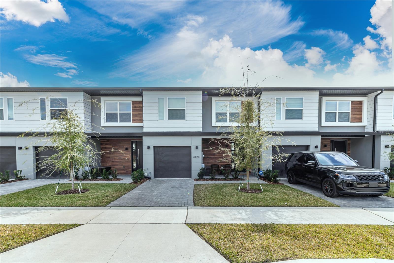 4424 LE REVE COURT