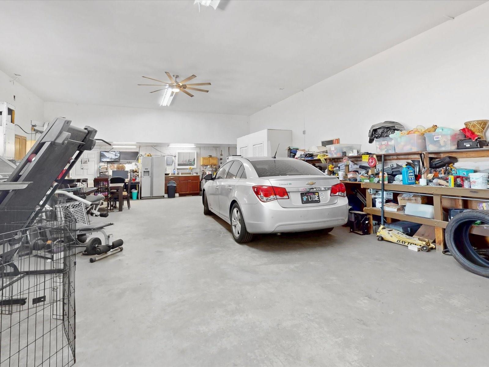 ACREAGE & UNREC - Commercial Sale