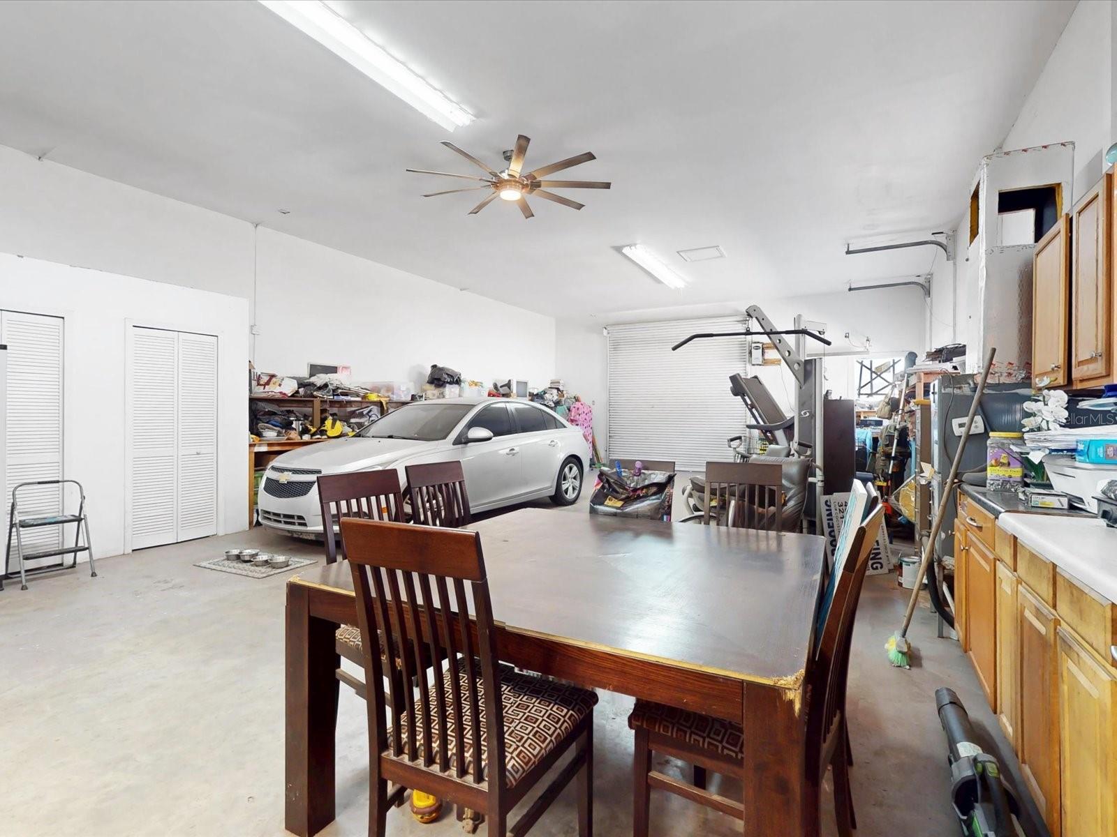 ACREAGE & UNREC - Commercial Sale