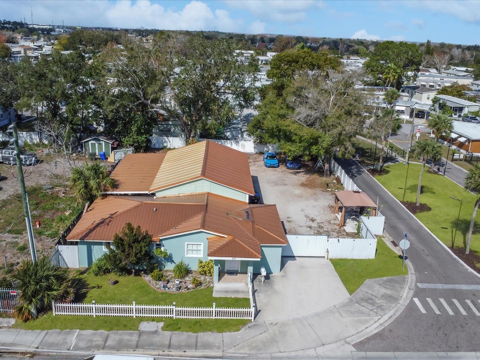 ACREAGE & UNREC - Commercial Sale