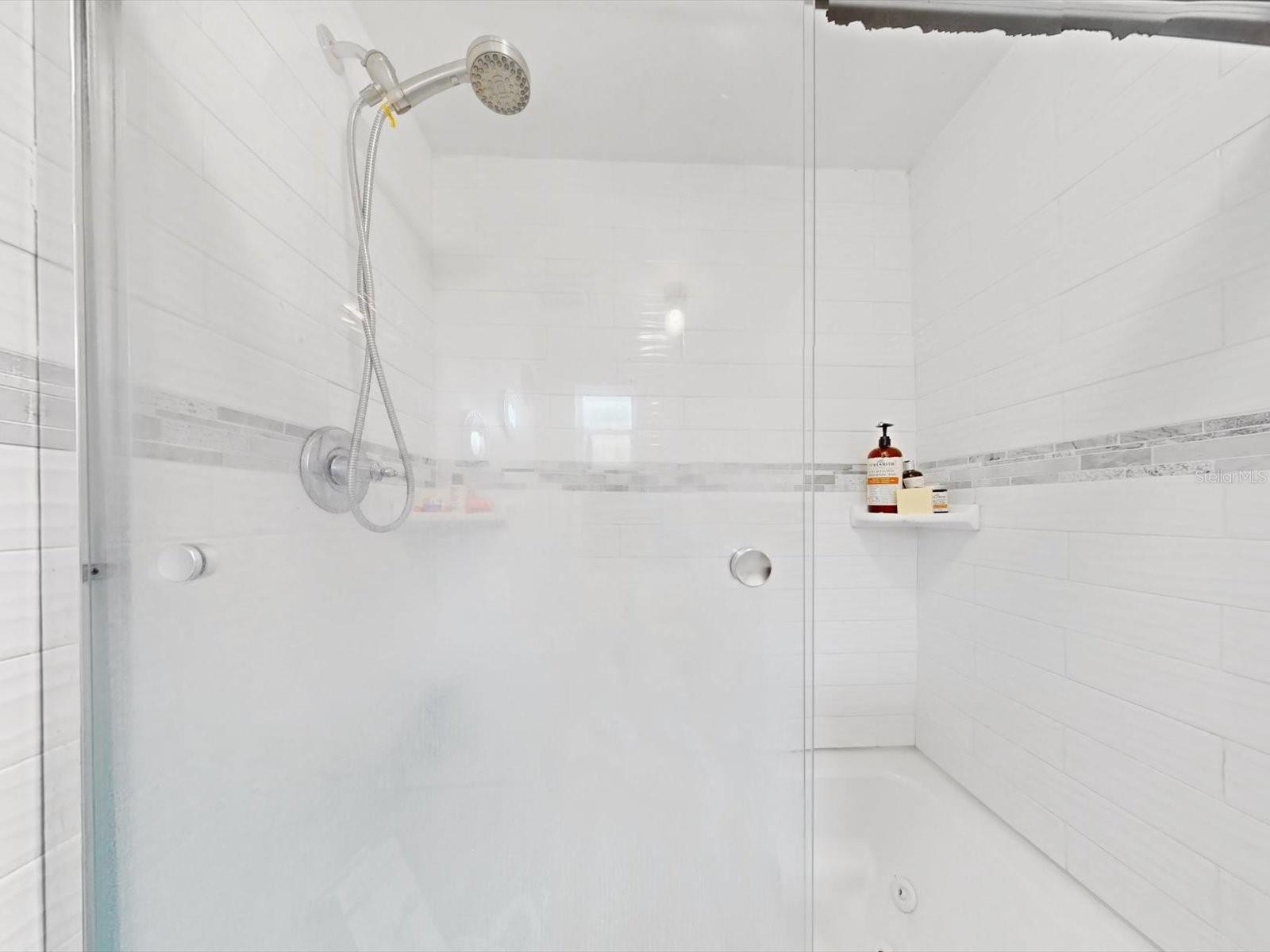 ACREAGE & UNREC - Commercial Sale