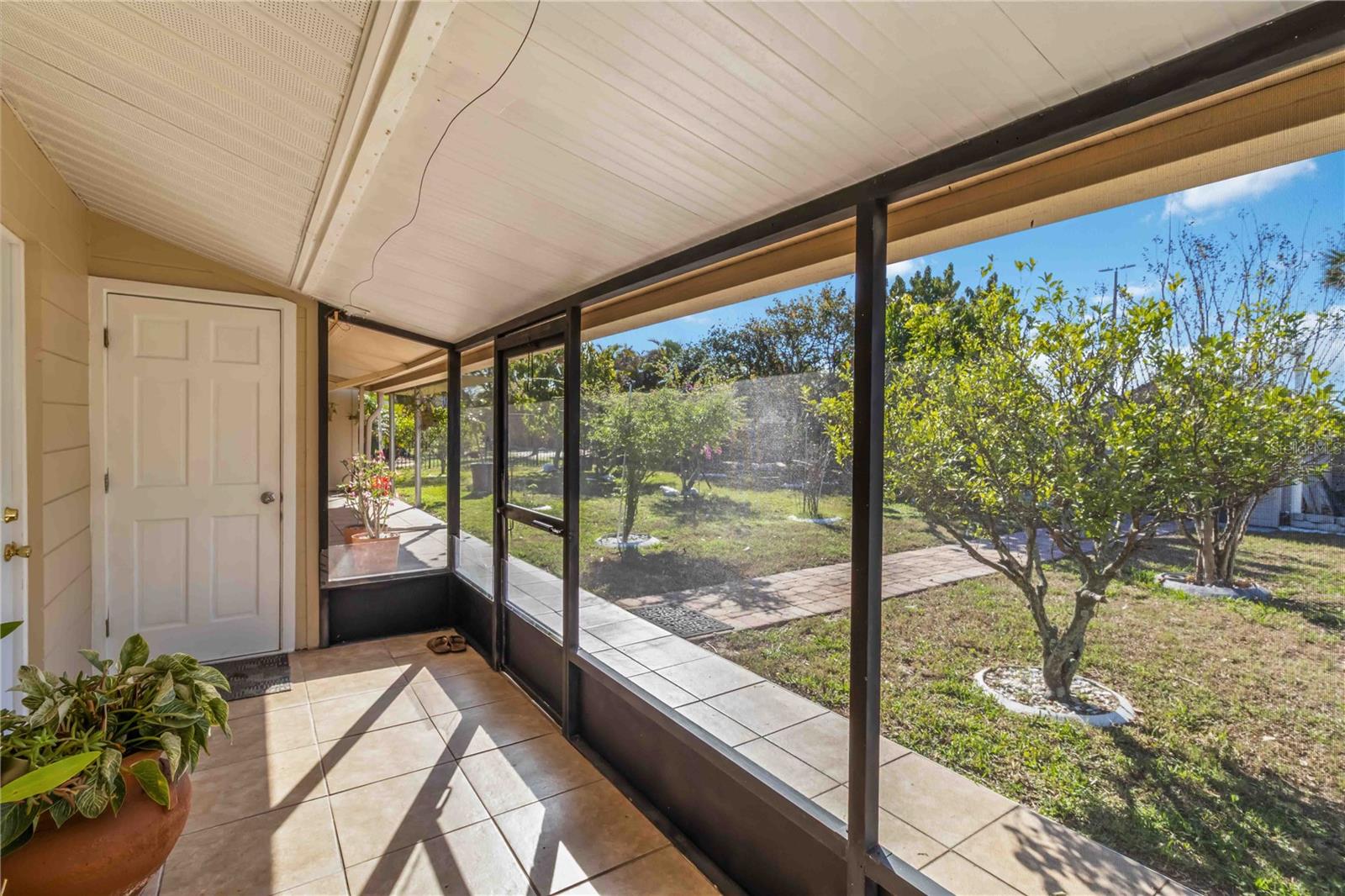 DEL WEBBS SUN CITY FLORIDA UN - Residential