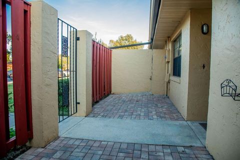 A home in WINTER HAVEN