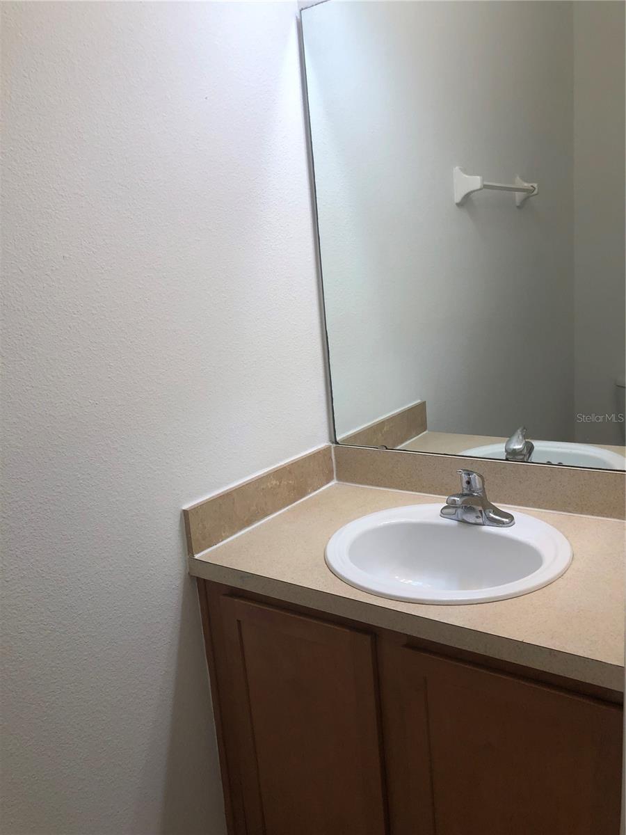 CARTER GLEN CONDO PH 2 - Residential