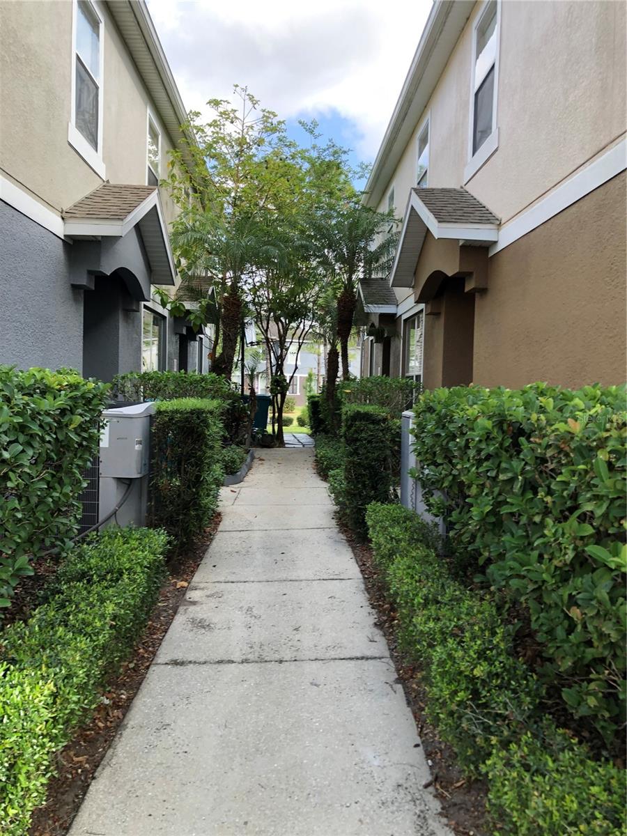 CARTER GLEN CONDO PH 2 - Residential