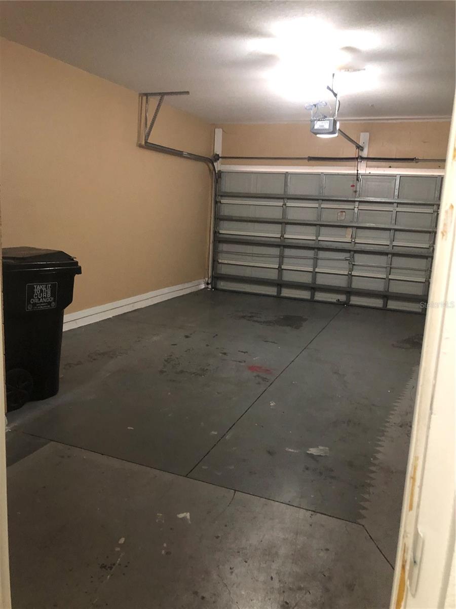 CARTER GLEN CONDO PH 2 - Residential