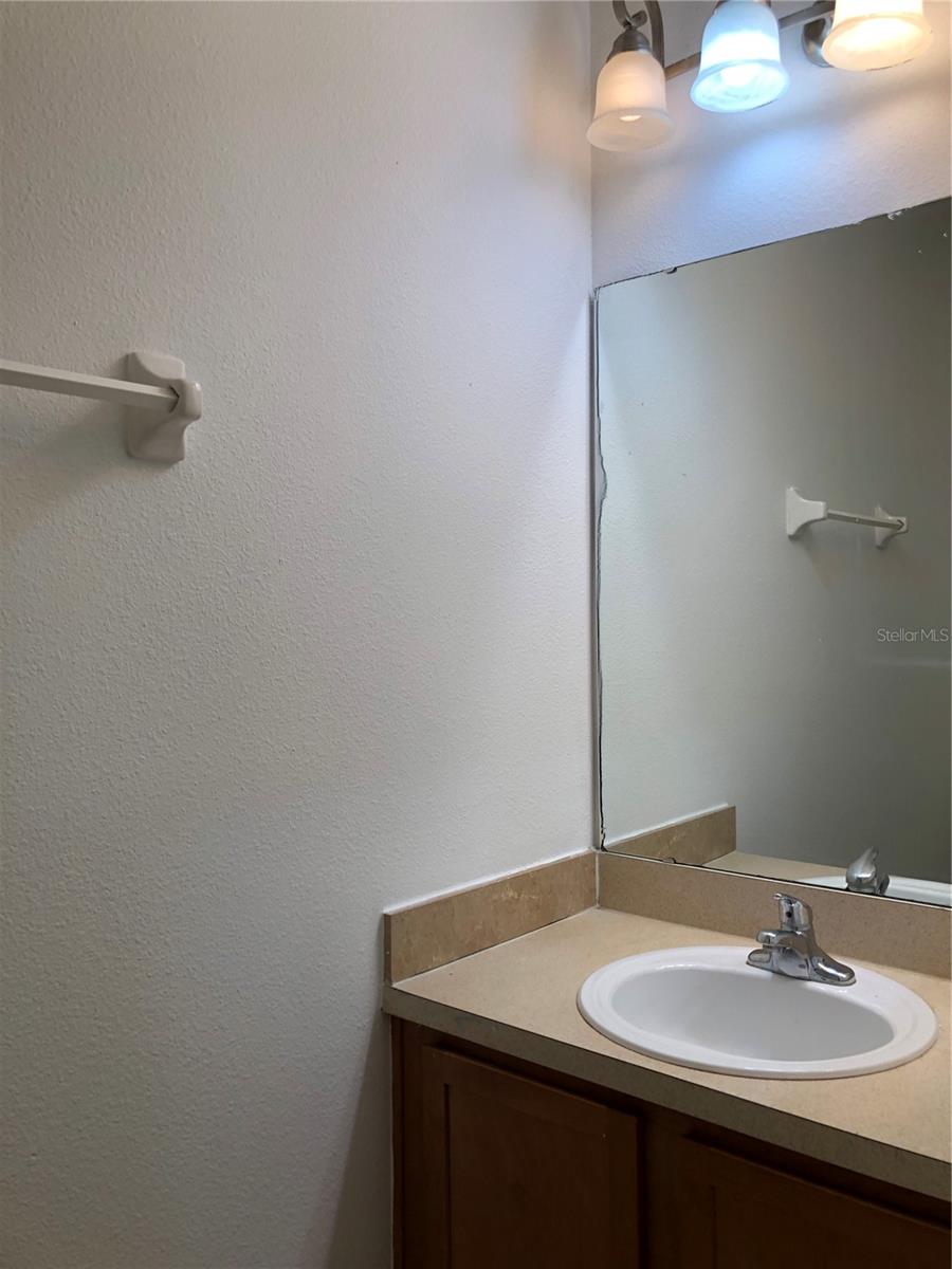 CARTER GLEN CONDO PH 2 - Residential