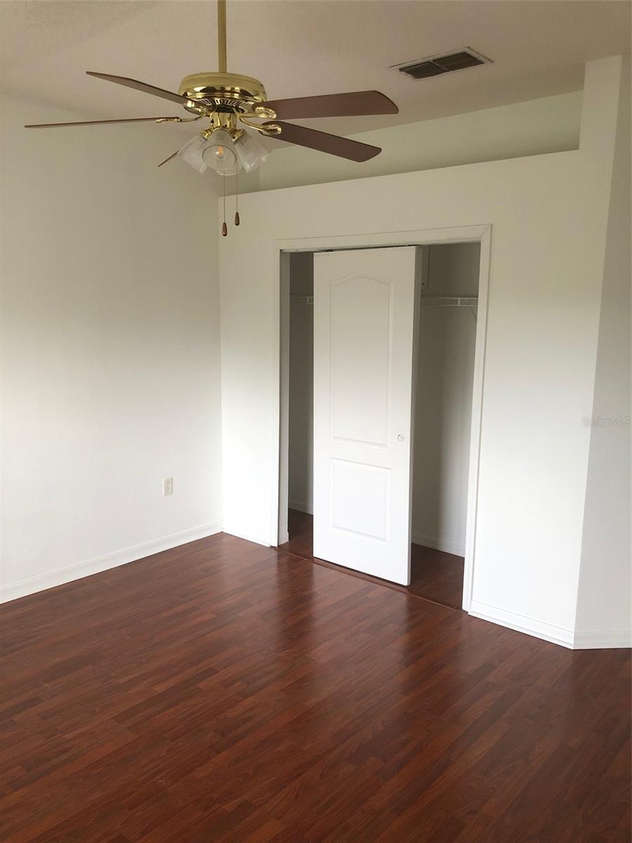 CARTER GLEN CONDO PH 2 - Residential